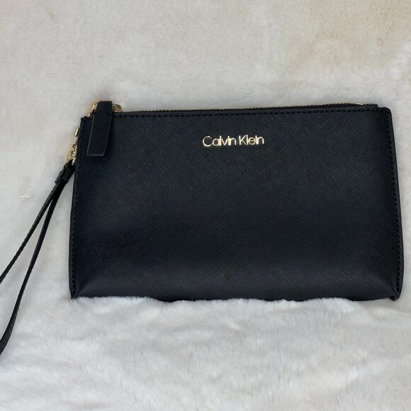 Calvin Klein Black Faux Saffiano Leather Zip Wristlet Clutch Wallet EUC - Picture 3 of 16